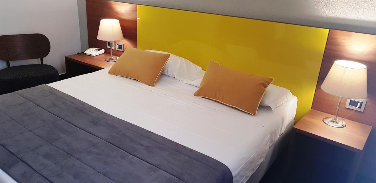 Hotel Sandalia Nuoro  Bagian luar foto