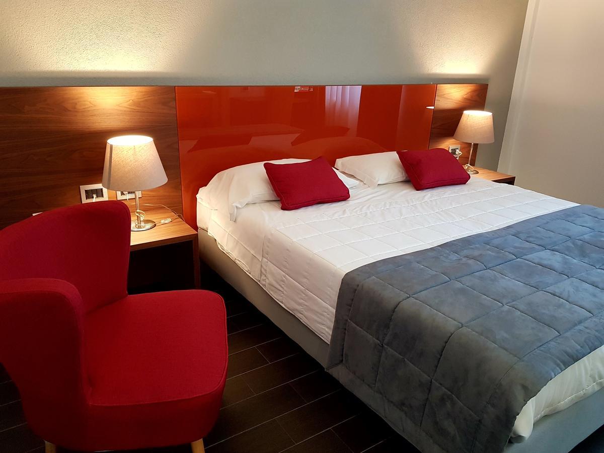 Hotel Sandalia Nuoro  Bagian luar foto