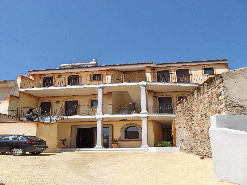 Hotel Sandalia Nuoro  Bagian luar foto